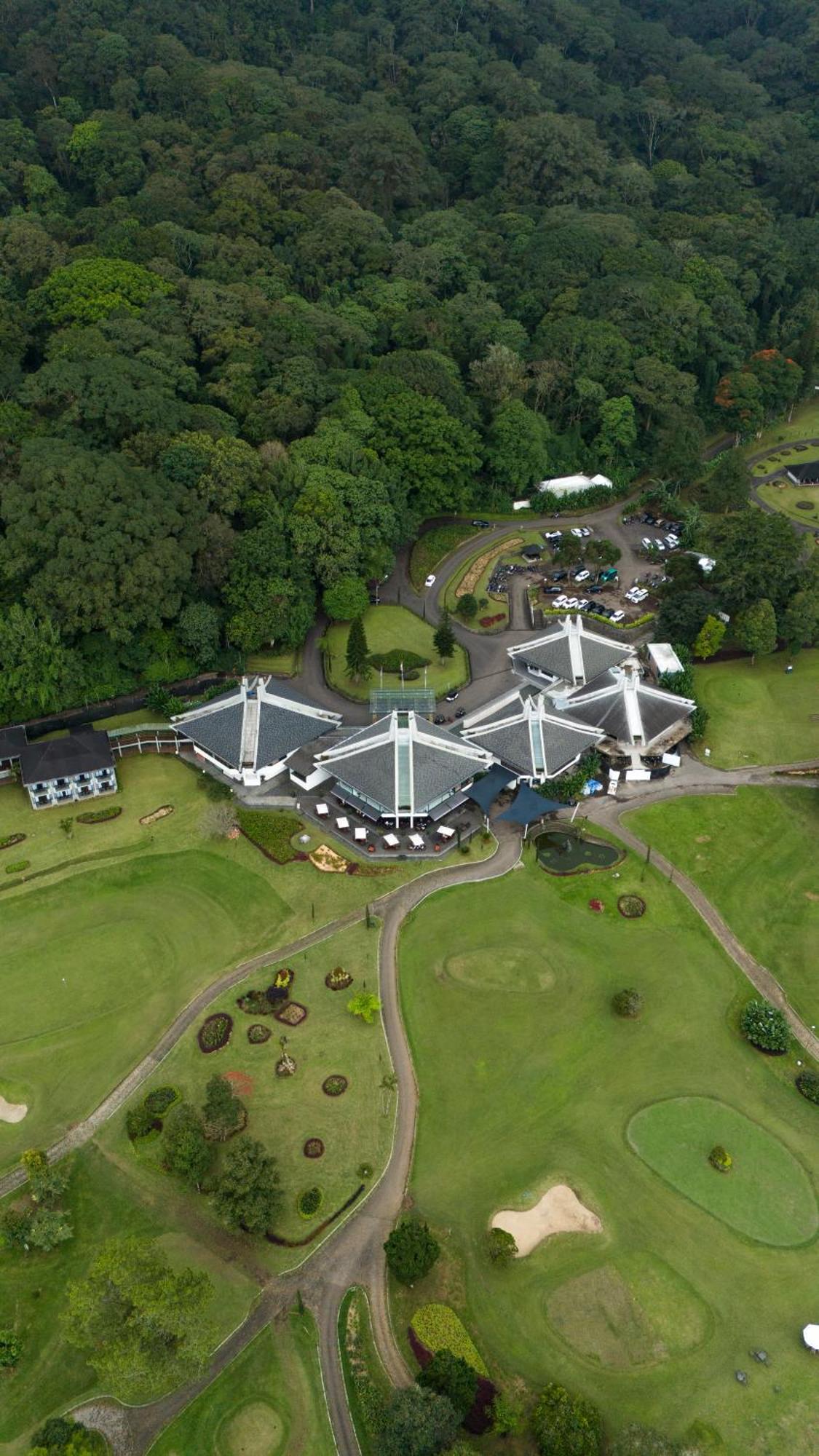 Handara Golf & Resort Bali Бедугул Экстерьер фото